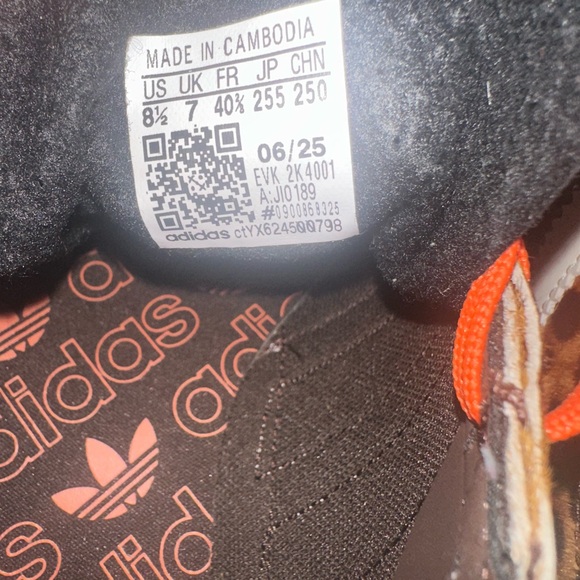 Adidas Leopard Pattern Samba Sneakers with Bright Orange Laces - Picture 6 of 7